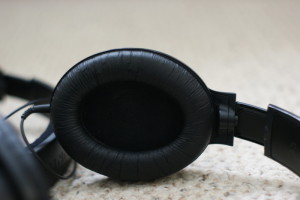 Sennheiser HD 439 Headphones Review