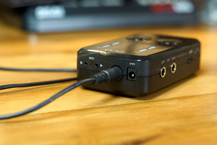 iRig Pro DUO - Plug in iPad