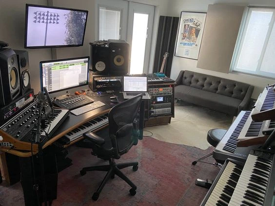 Home Recording Studio - Three Computer Monitors, White Room Color, Black Desk Color, Keyboard