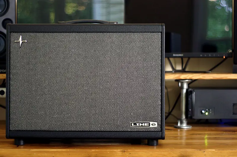 Line 6 Powercab 112 Plus Review (with Audio Samples) - Infamous Musician