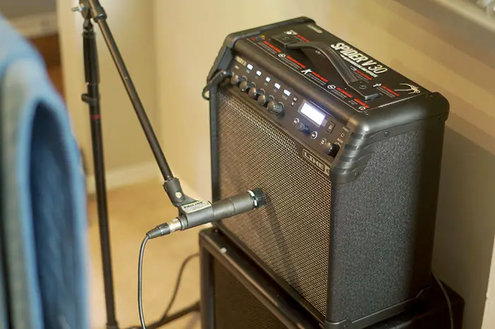 Line 6 Spider V30 Mic'ed